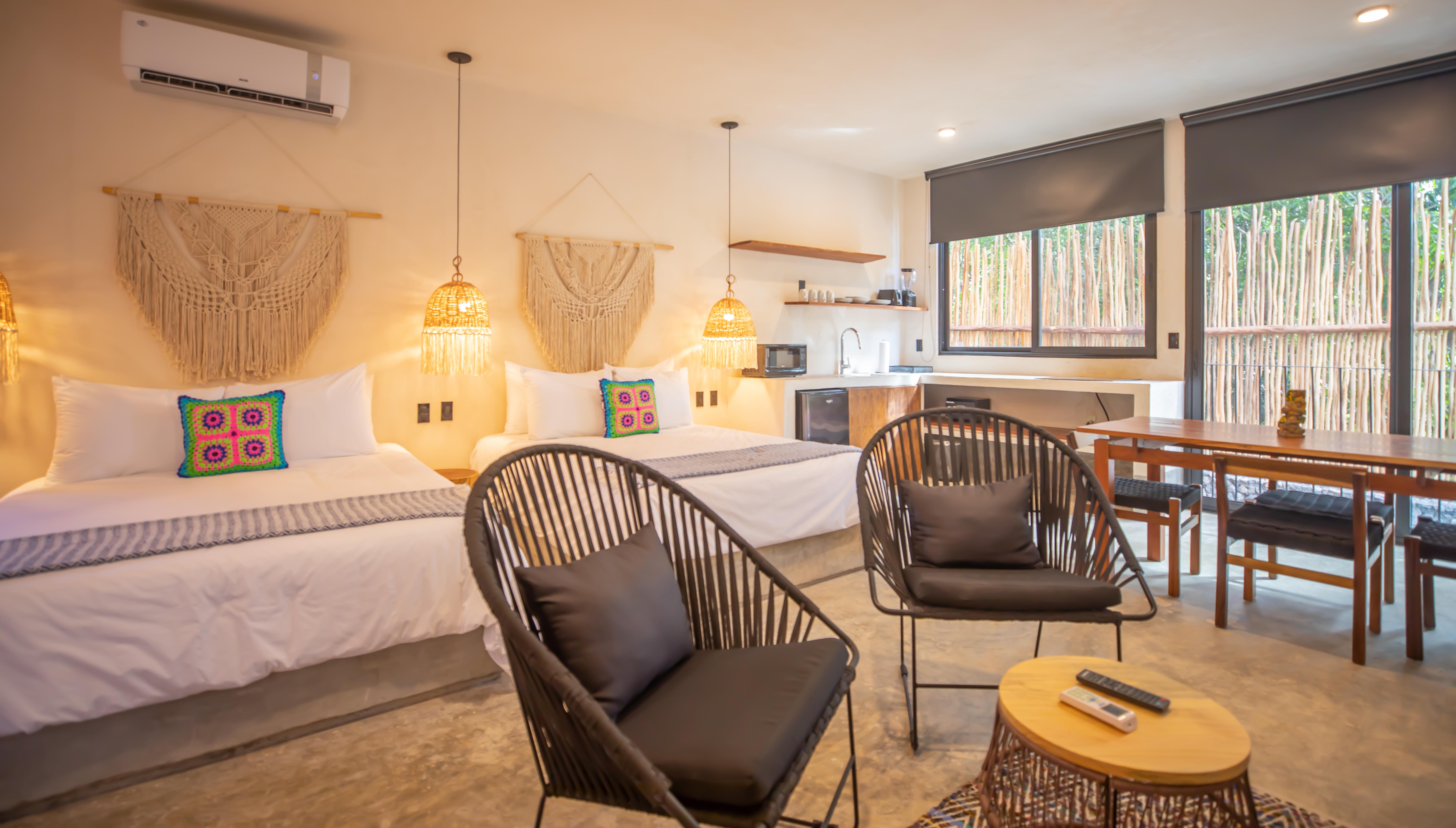 Nuee Hotel & Beach Club 툴룸 외부 사진